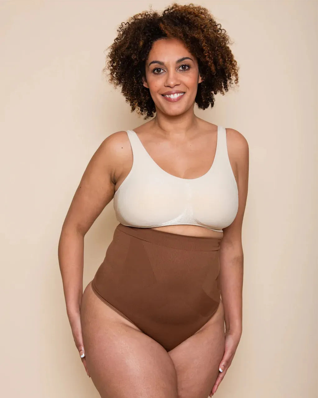 String grande taille effet gainant